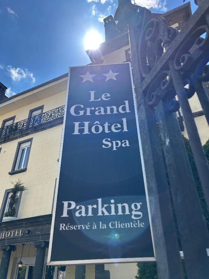 Le Grand Hôtel Le Mont-Dore Exterior foto